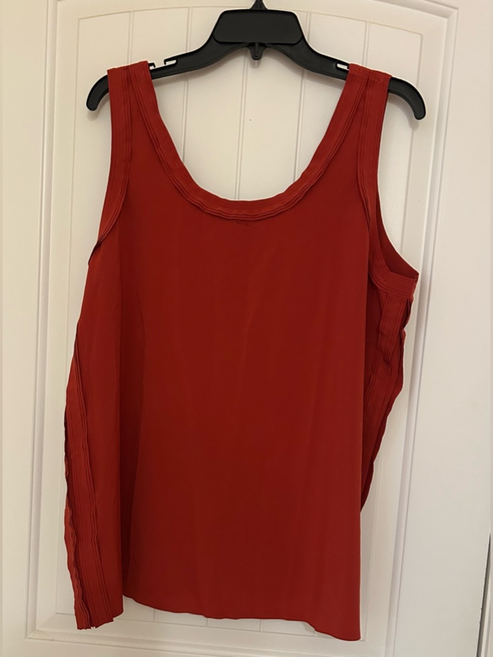 Athleta FWS Sleeveless Scoop Tank in Red Currant  NWT Size XL - Picture 3 of 11